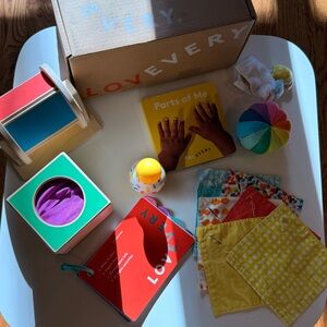 Lovevery The Senser Play Kit 5-6 months